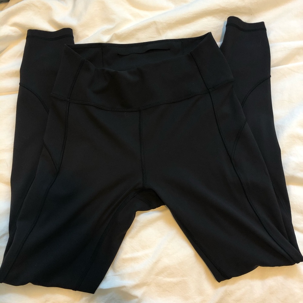 Lululemon In Movement Tight 28”